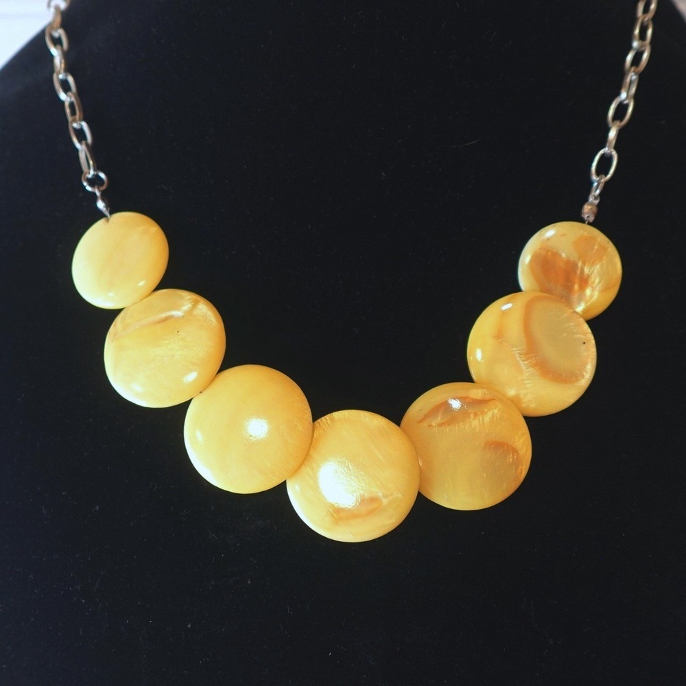 Y2K Yellow Chunky Choker Necklace Vintage Kim Rogers Disc Beads Mother of Pearl